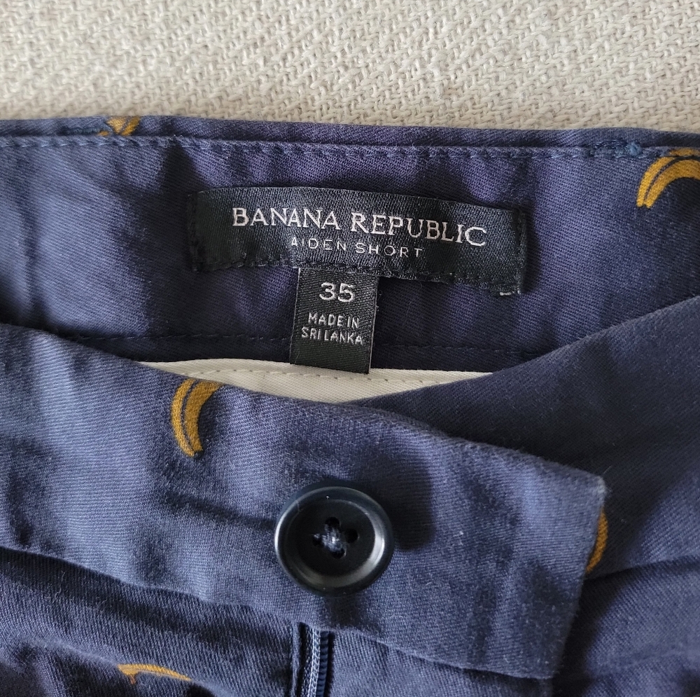 Mens Banana Republic shorts 35W